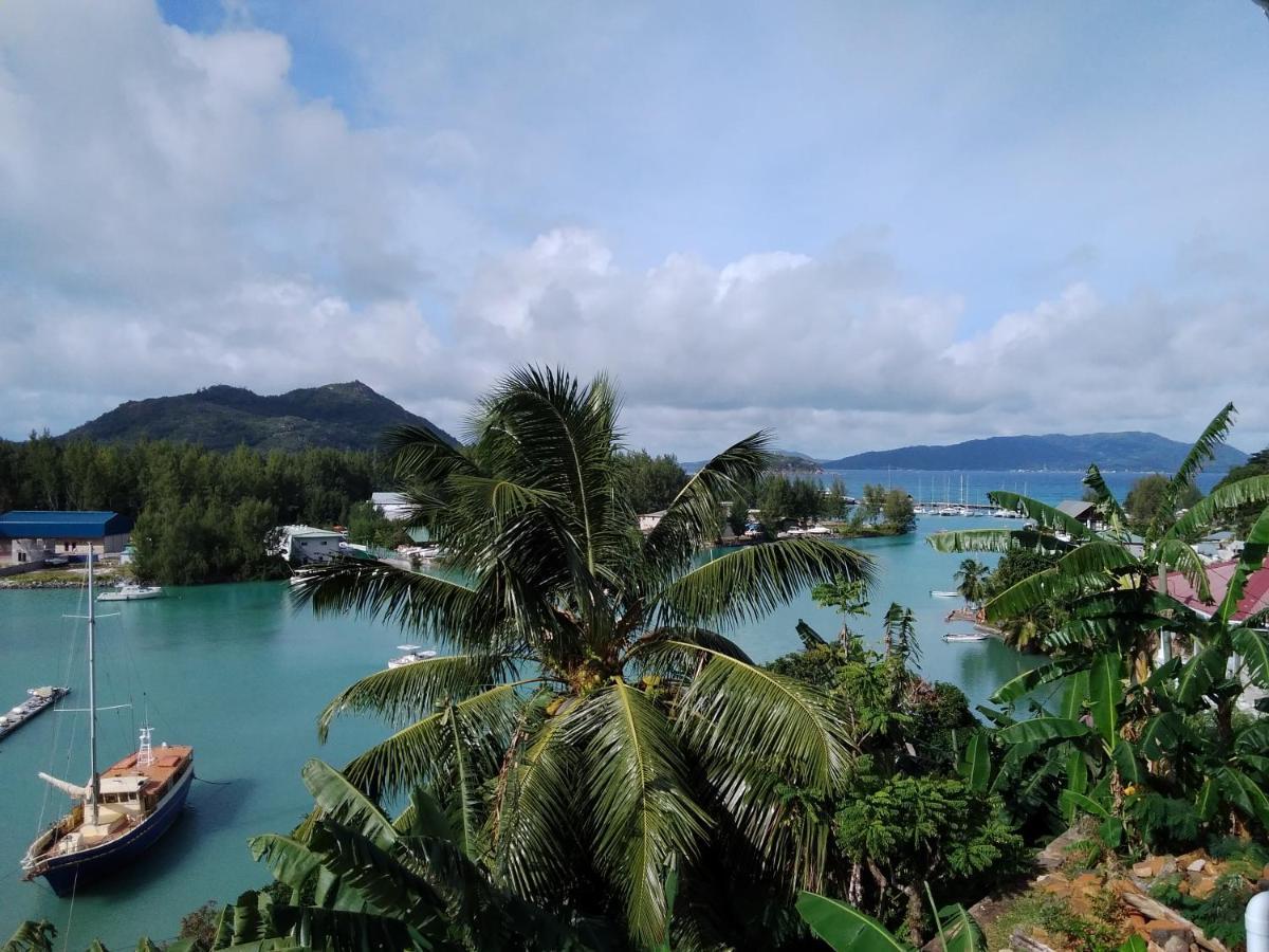 Belle Rose Vue Guest House Baie Sainte Anne Exterior foto